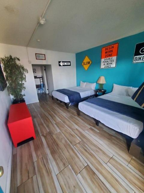 Desert Hills Motel Λας Βέγκας Εξωτερικό φωτογραφία